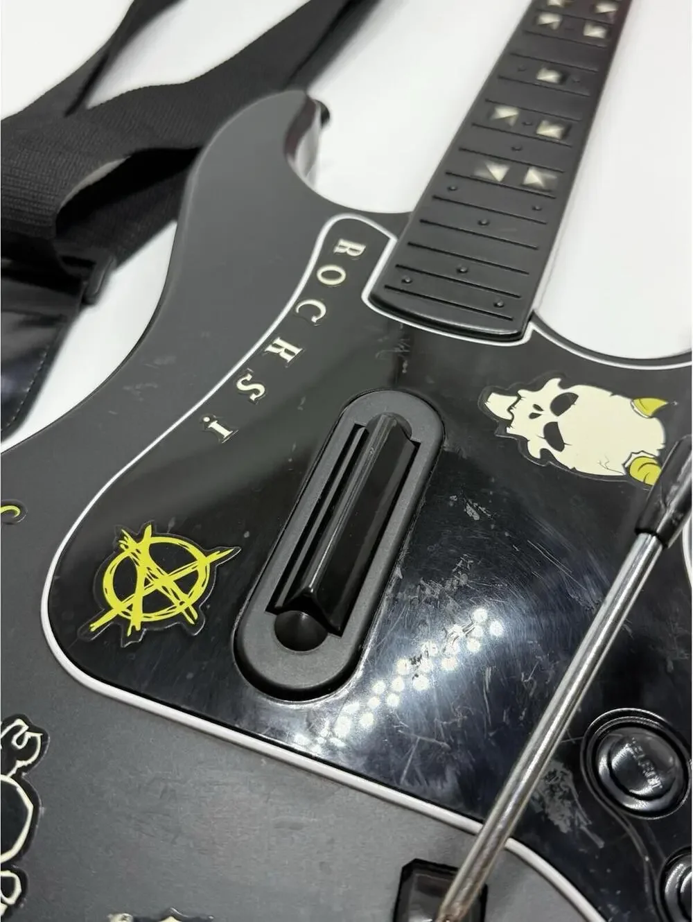 Guitar Hero Kramer Striker Red Octane Wireless Guitar PS2 NO DONGLE